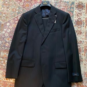 Brooks Brothers Suit NWT